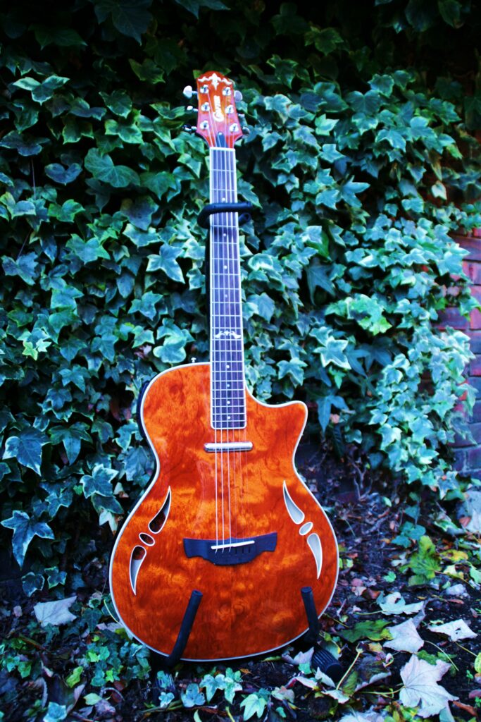 Crafter SA-Bub jazz archtop guitar