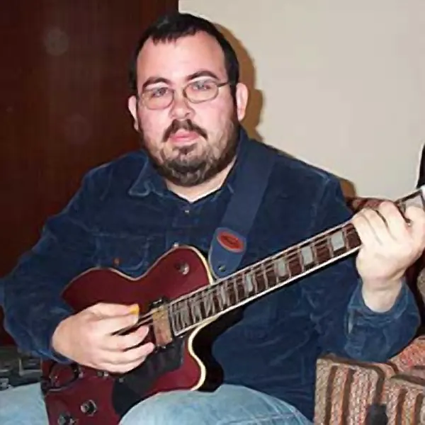 David Alan Caruana and the guitar and bass they learn on, Cool Gool Music guitar lessons in Rotherhithe